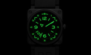 Часы Bell & Ross BR 03-92 HUD в черном корпусе размером 42мм из керамики с матовой отделкой